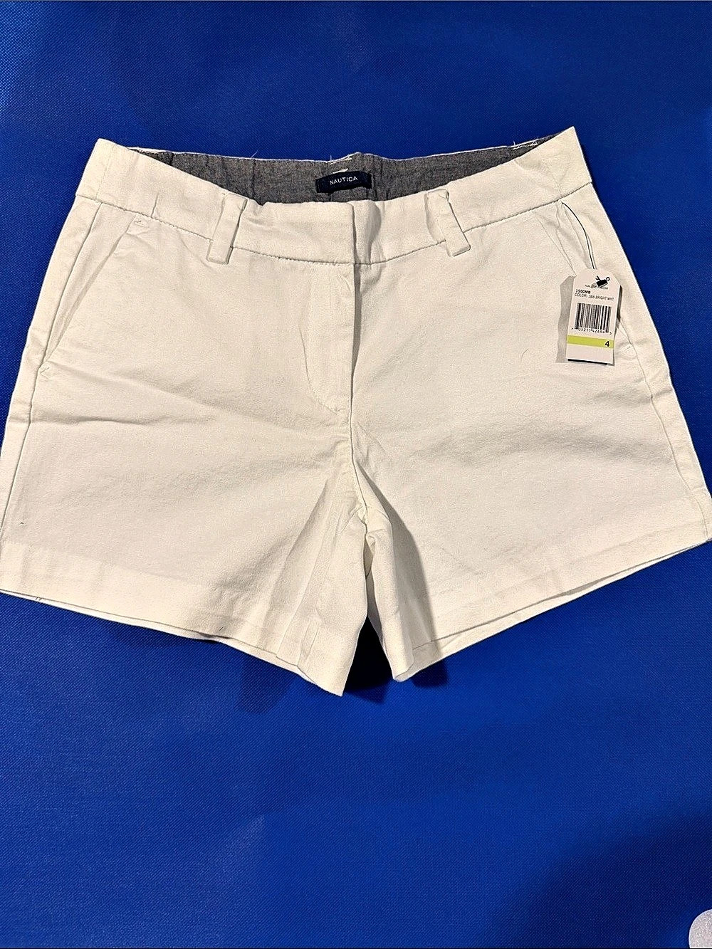 Nautica Shorts in White Size 4 NWT